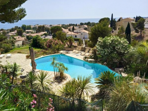 Studio dans grande maison provençale vue mer